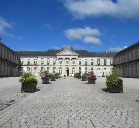 Beau Duplex Pres Du Chateau De Stanislas Commercy